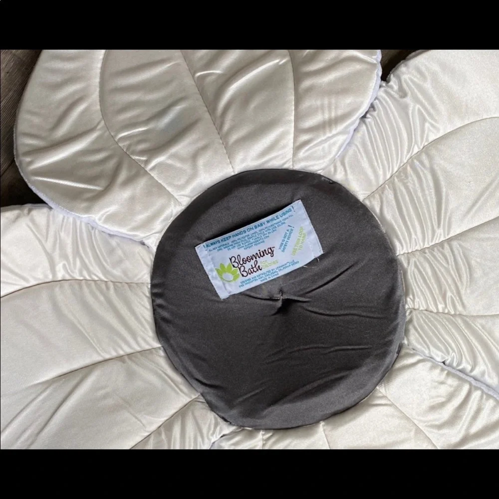 Blooming Bath Infant Baby Tub - Light Dark Grey and White